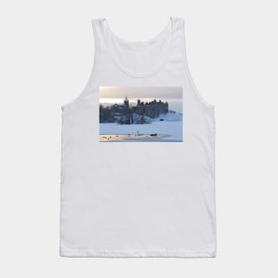 Snowy Linlithgow Palace ( Wentworth Prison in  Outlander) Tank Top